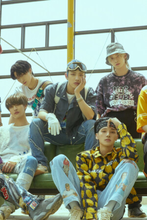 ATEEZ Zero: Fever Part 1 THANXX Concept Group ATEEZ Zero: Fever Part 1 THANXX Concept Group