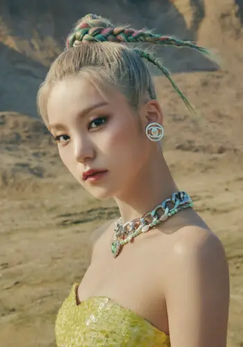 ITZY Not Shy Concept Yeji ITZY Not Shy Concept Yeji