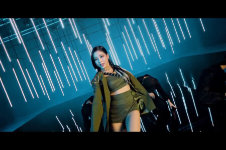 CLC Seungyeon Helicopter