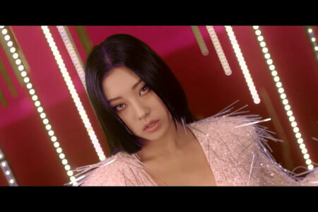 CLC Seungyeon Helicopter