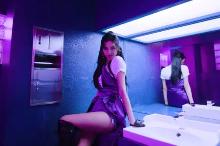 Aisha EVERGLOW LA DI DA EVERGLOW Aisha LA DI DA