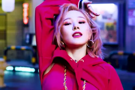 Mia EVERGLOW LA DI DA EVERGLOW Mia LA DI DA