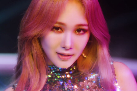 Mia EVERGLOW LA DI DA EVERGLOW Mia LA DI DA