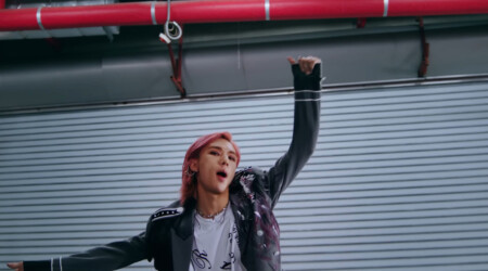 Stray Kids Hyunjin Back Door