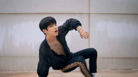 Stray Kids Seungmin Back Door