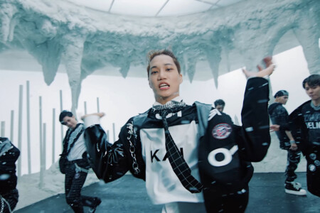 SuperM Tiger Inside Kai