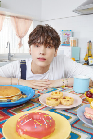 TXT Hueningkai Blue Hour Concept / Teaser R Hueningkai TXT Blue Hour Concept