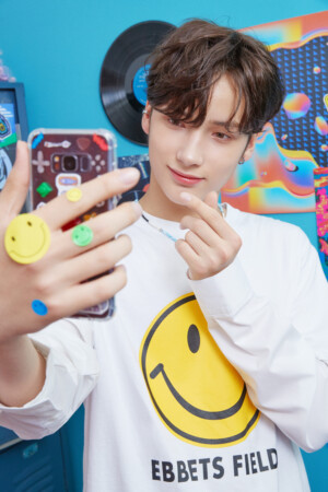TXT Hueningkai Blue Hour Concept / Teaser R Hueningkai TXT Blue Hour Concept