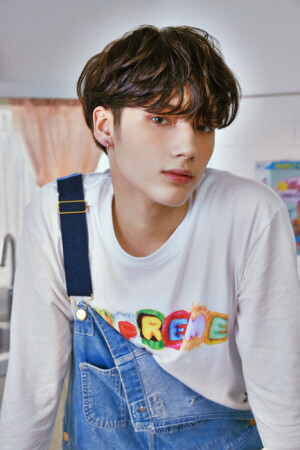TXT Hueningkai Blue Hour Concept / Teaser R Hueningkai TXT Blue Hour Concept