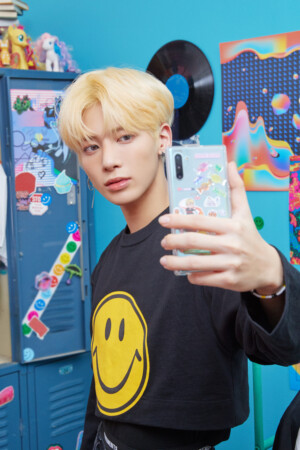 TXT Taehyun Blue Hour Concept / Teaser R Taehyun TXT Blue Hour Concept