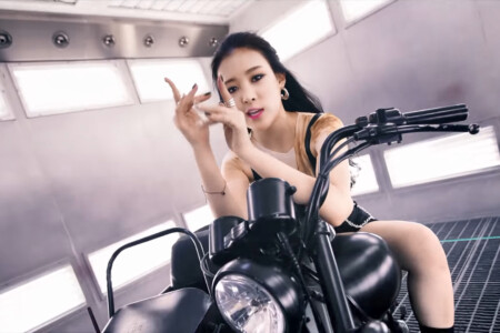 XUM Baekah DDALALA
