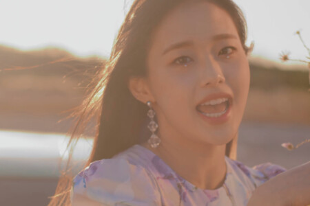 Chuu LOONA Why Not