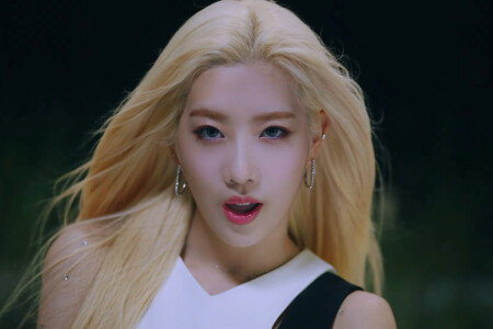 Kim Lip LOONA Why Not