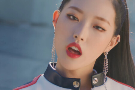 Olivia Hye LOONA Why Not