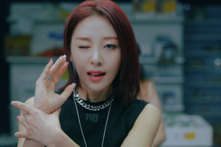 Yves LOONA Why Not