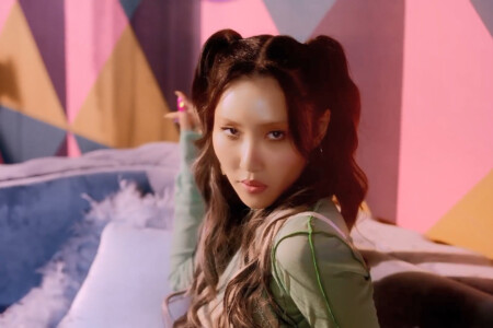 Mamamoo Hwasa Dingga