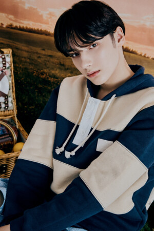 Hueningkai TXT Minisode 1: Blue Hour ΑR Teaser Hueningkai TXT Minisode 1: Blue Hour ΑR Teaser