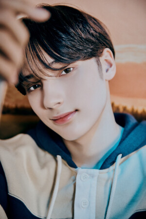 Hueningkai TXT Minisode 1: Blue Hour ΑR Teaser Hueningkai TXT Minisode 1: Blue Hour ΑR Teaser