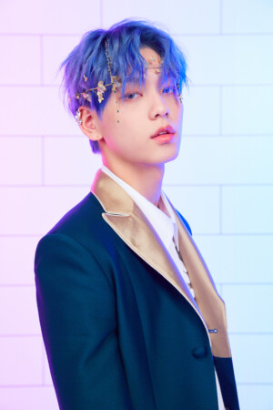 TXT Soobin Minisode 1: Blue Hour VR Teaser TXT Soobin Minisode 1: Blue Hour VR