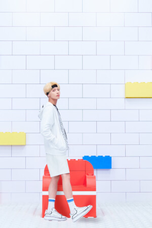 TXT Taehyun Minisode 1: Blue Hour VR Teaser TXT Taehyun Blue Hour VR Teaser