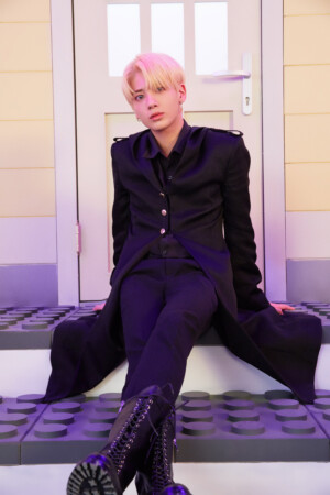 TXT Taehyun Minisode 1: Blue Hour VR Teaser TXT Taehyun Blue Hour VR Teaser