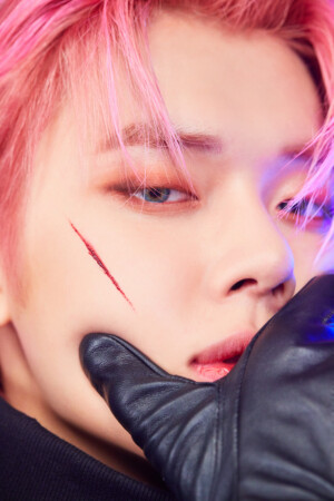 TXT Yeonjun Minisode 1: Blue Hour VR Teaser TXT Yeonjun Minisode 1: Blue Hour VR