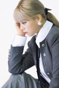 Jeongyeon Twice Eyes Wide Open Jacket Shooting Jeongyeon Twice Eyes Wide Open Jacket Shooting