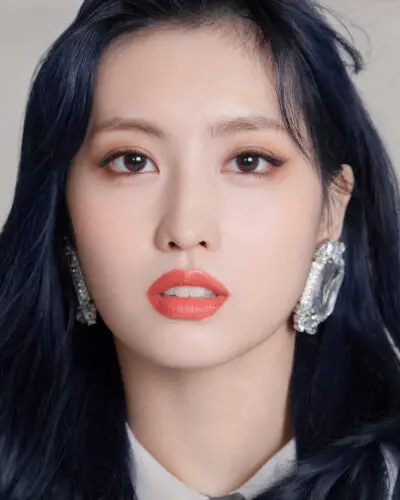 Momo Twice Eyes Wide Open Concept Style Momo Twice Eyes Wide Open Concept Style
