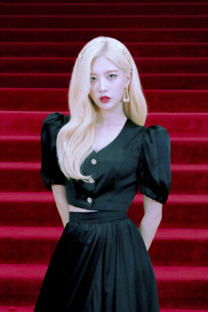 Kim Lip LOONA 12:00 Concept Kim Lip LOONA 12:00 Concept