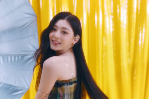 STAYC Seeun So Bad