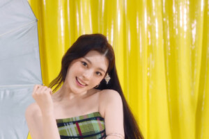 STAYC Seeun So Bad