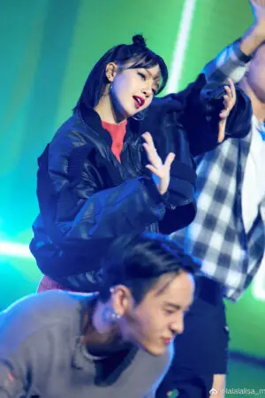 BLACKPINK Lisa Youth With You S3 Lisa Youth With You S3