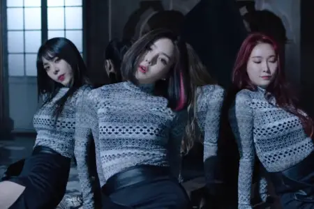 Brave Girls Yuna Rollin' Brave Girls Rollin' Yuna