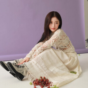 Oh My Girl Arin Bazaar Korea February 2021 Backstage Arin Oh My Girl Bazaar Korea February 2021 Backstage