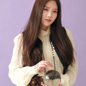Oh My Girl Hyojung Bazaar Korea February 2021 Backstage Hyojung Oh My Girl Bazaar Korea February 2021 Backstage