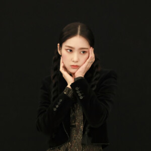 Oh My Girl Jiho Bazaar Korea February 2021 Backstage Jiho Oh My Girl Bazaar Korea February 2021 Backstage