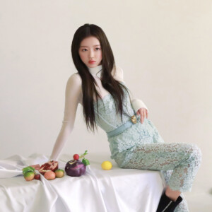 Oh My Girl Yooa Bazaar Korea February 2021 Backstage Yooa Oh My Girl Bazaar Korea February 2021 Backstage