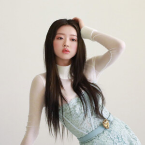 Oh My Girl Yooa Bazaar Korea February 2021 Backstage Yooa Oh My Girl Bazaar Korea February 2021 Backstage