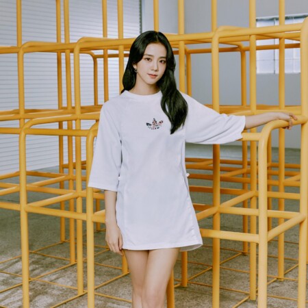 Adidas Originals x Blackpink 2021 Jisoo Adidas Blackpink Jisoo 2021