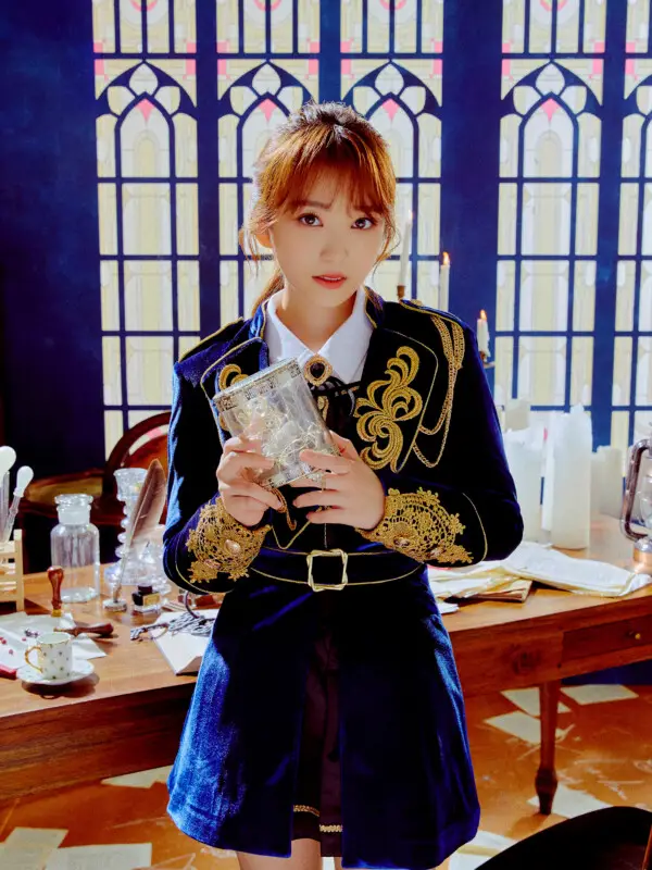 IZ*ONE D-D-Dance Concept Photos (HD/HQ/HR) - K-Pop Database / dbkpop.com