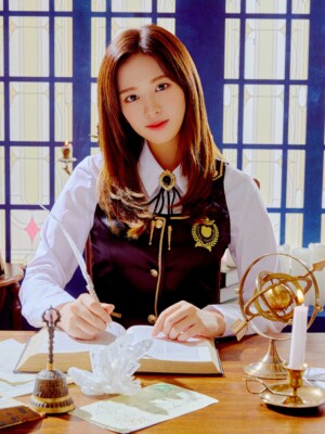 IZ*ONE D-D-Dance Yujin Concept IZ*ONE D-D-Dance Yujin Concept