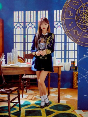 IZ*ONE D-D-Dance Yuri Concept IZ*ONE D-D-Dance Yuri Concept