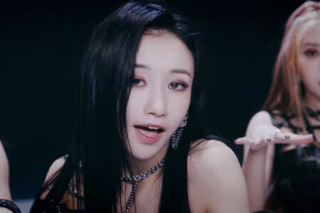 Purple Kiss Jieun Ponzona