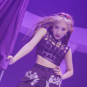 Purple Kiss Chaein Into Violet / Ponzona Concept Purple Kiss Chaein Into Violet / Ponzona Concept