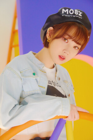 Weeekly Jiyoon We Play / After School Concept Weeekly Jiyoon We Play / After School Concept