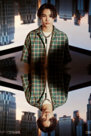 Ni-Ki ENHYPEN Border: Carnival Teaser Down Ni-Ki ENHYPEN Border: Carnival Teaser Down