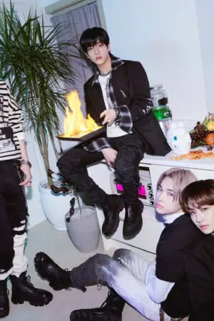 ENHYPEN Border: Carnival Teaser HYPE Group ENHYPEN Border: Carnival Teaser HYPE Group