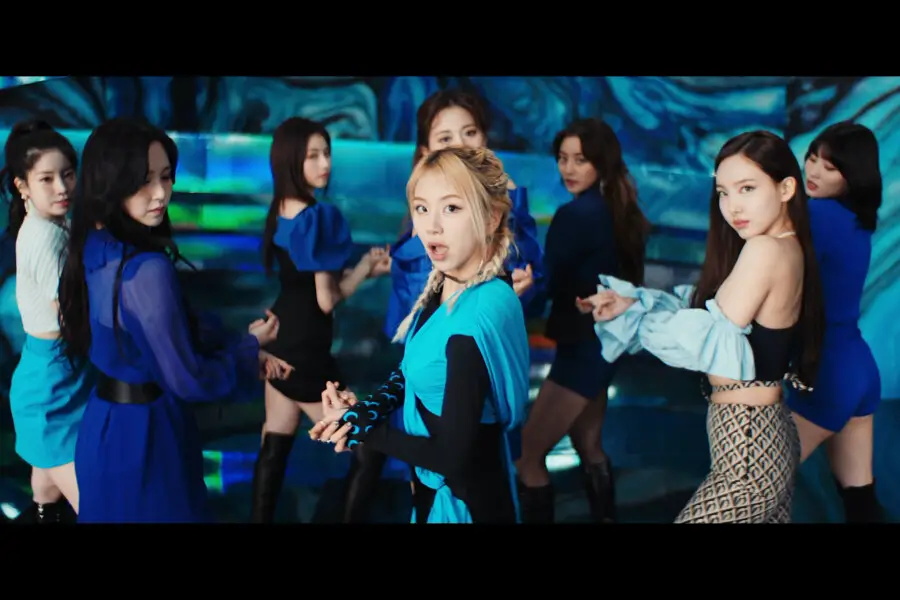 TWICE - Kura Kura who's who - K-Pop Database / dbkpop.com