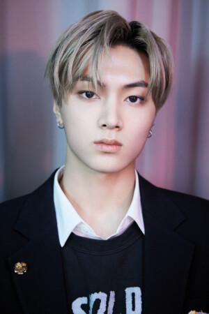 ENHYPEN Jay Border: Carnival Concept ENHYPEN Jay Border: Carnival Concept