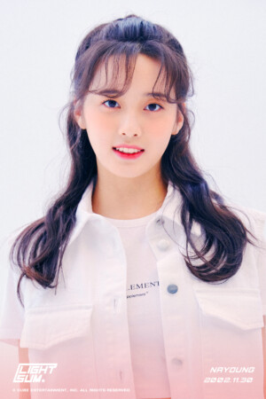 LIGHTSUM Nayoung Profile LIGHTSUM Nayoung Profile